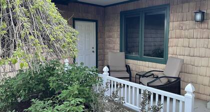 One Oak Vacation Rental - Lake Charlevoix Area