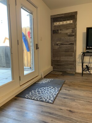 Interior - Lovely Little Condo on the Big Lake (Coloma)