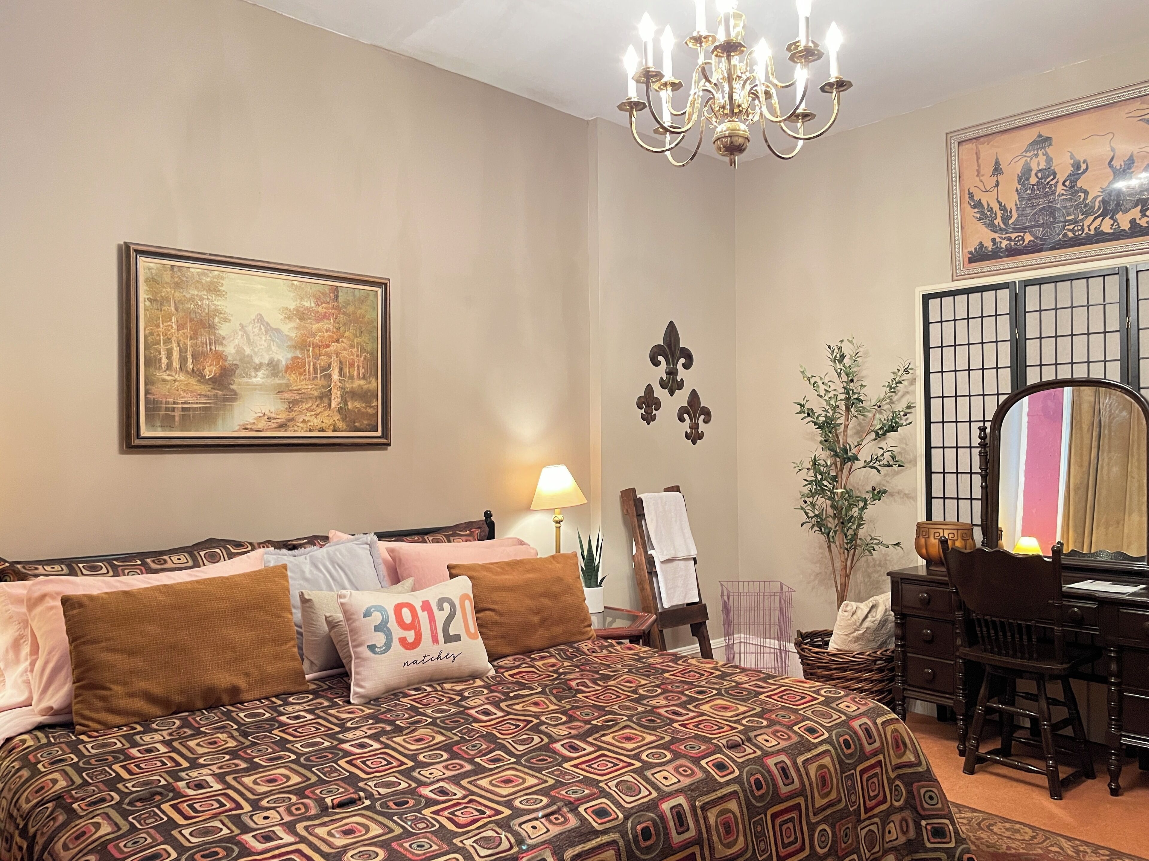 4 bedrooms, iron/ironing board, free WiFi, bed sheets