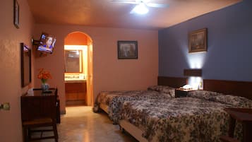 Habitación básica doble, 1 habitación | Wifi gratis y ropa de cama