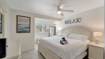 2 bedrooms, iron/ironing board, travel cot, WiFi