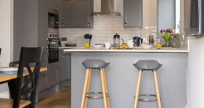 Luxury bungalow close to Peasholm Park and Scarborough's North Bay attractions