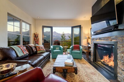 Eagles Nest at Cassidy Ridge