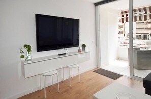 Fernseher