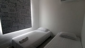 2 habitaciones, tabla de planchar con plancha y wifi gratis