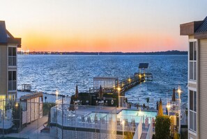 Outdoor pool - Located in the heart of Pensacola Beach overlooking Santa Rosa Sound. (Pensacola Beach)