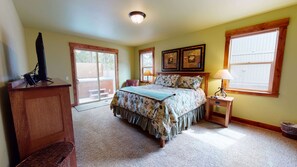 4 bedrooms, internet, bed sheets