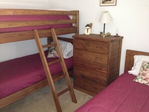 3 Schlafzimmer, kostenloses WLAN, Bettwäsche