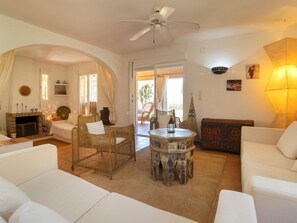 TV, fireplace - Flamenco by Interhome (Calpe/Calp)
