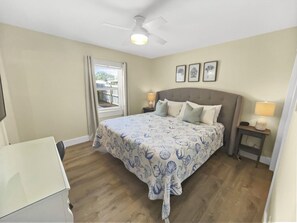 3 bedrooms, free WiFi, bed sheets - "Wanna Go Back" | Private Pool | Steps to the Beach (Panama City Beach)