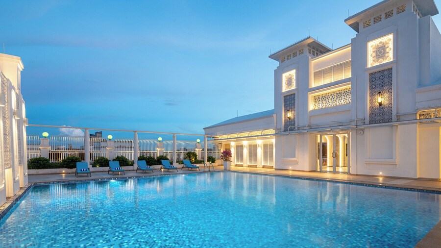 voco Guangzhou Shifu by IHG