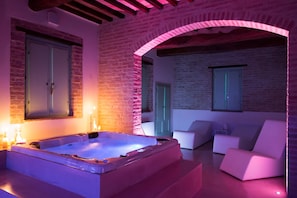 Sauna, vasca idromassaggio, bagno turco