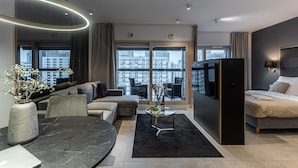Business Apartment | In-room safe, soundproofing, iron/ironing board, WiFi (free) - Mennica Residence (Warsaw)