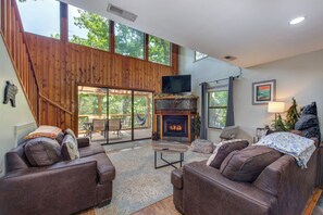 TV, fireplace, foosball - *Perfect 2BD Family Getaway! Treehouse + Arcade* (Sevierville)