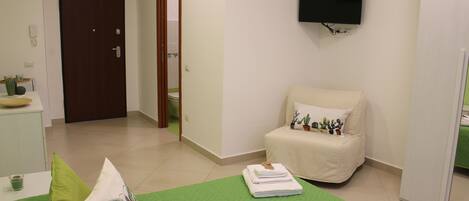 1 bedroom, travel crib, free WiFi, bed sheets