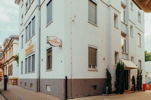 Entrée de l’hébergement