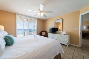 3 間睡房、熨斗/熨衫板、免費 Wi-Fi、床單