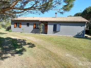 Chalet vu de l'entrée