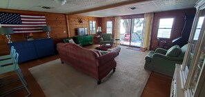 Smart TV, DVD player, stereo