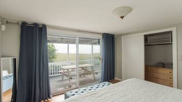 4 sovrum, strykjärn/strykbräda, wi-fi och sängkläder