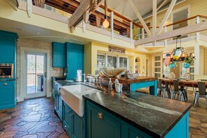 Fridge, microwave, oven, stovetop - Rum Cove-Magical Tropical Oasis: Pool/Hot Tub, Golf Cart, Kayak, SUPs & MORE (Anna Maria)