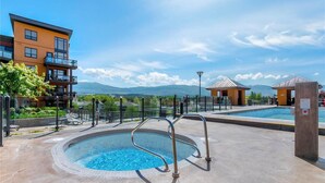 Unclassified image, 2 of 39, button - Playa del Sol 3rd floor pool level quiet side (Kelowna)