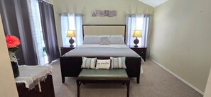 4 bedrooms, desk, iron/ironing board, travel crib
