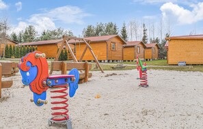 Children's area - 1 bedroom nice home in Jaroslawiec (Jaroslawiec)