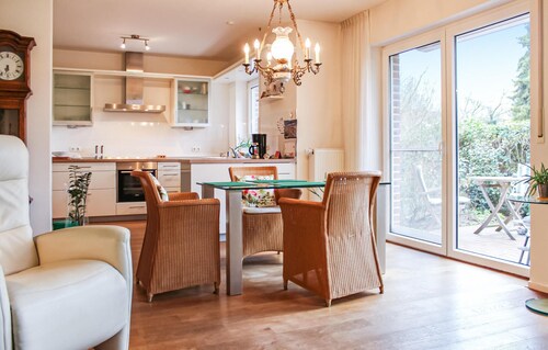 Gorgeous apartment in Bad Zwischenahn with WiFi