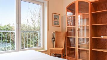 2 bedrooms, free WiFi