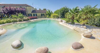 Nice home in Ariano nel Polesine