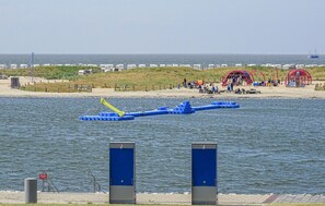 Beach nearby, fishing - Lovely apartment in Büsum with WiFi (Büsum)