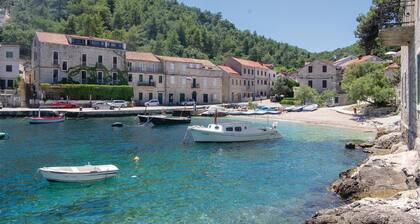 Beautiful apartment in Prigradica