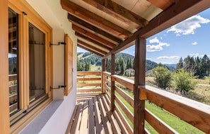 Property grounds - Beautiful home in Castello Tesino (Castello Tesino)