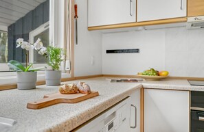 Utensilis de cuina, vaixella i coberteria 