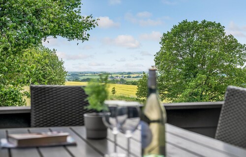 Amazing home in Mårslet with WiFi