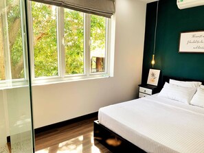4 slaapkamers, een strijkplank/strijkijzer, wifi, beddengoed