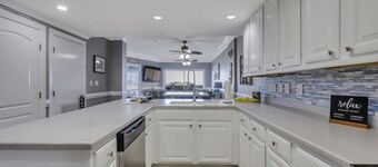 The SandPiper - Ocean Front Condo