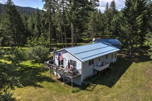 Exterior - Clear Creek Blue Cabin w/ lake access & 9 acres! (Polson)