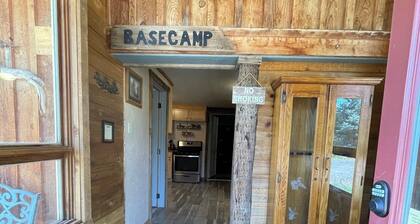 BaseCamp - Rustic cottage in Collbran