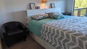 4 Schlafzimmer, Schreibtisch, Bügeleisen/Bügelbrett, kostenloses WLAN