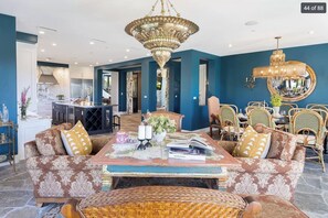 Dining - Spectacular Mountain and Vineyard views in the middle of the Malibu Wine Trail (Malibu)