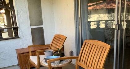 Charming Condo in the Heart of Westlake Village