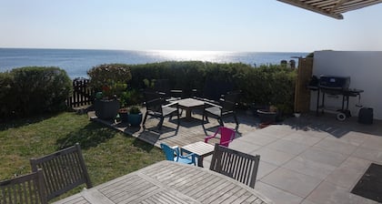 Maison Individuelle Située Direct mer Avec Plage à 100 M