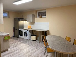 Luokittelematon kuva, 4 kautta 11, painike