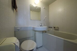 Apartment, Non Smoking | Bathroom | Combined shower/tub, free toiletries, hair dryer, soap - Shibuya Wave 402 (Tokyo)
