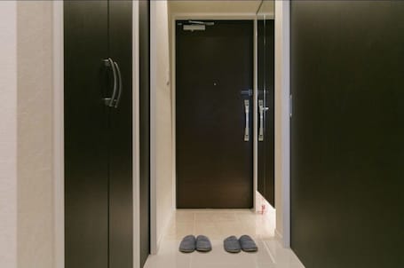 1 habitación, cubrecamas, wifi gratis y ropa de cama