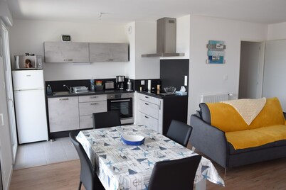 Superb T3 apartment in a quiet location overlooking the port of Crouesty