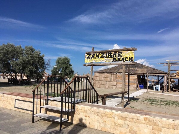 Beach nearby, 2 beach bars