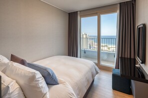 Premier Ocean Suite | Seprai premium, selimut bulu angsa, dan bantalan ekstra lembut